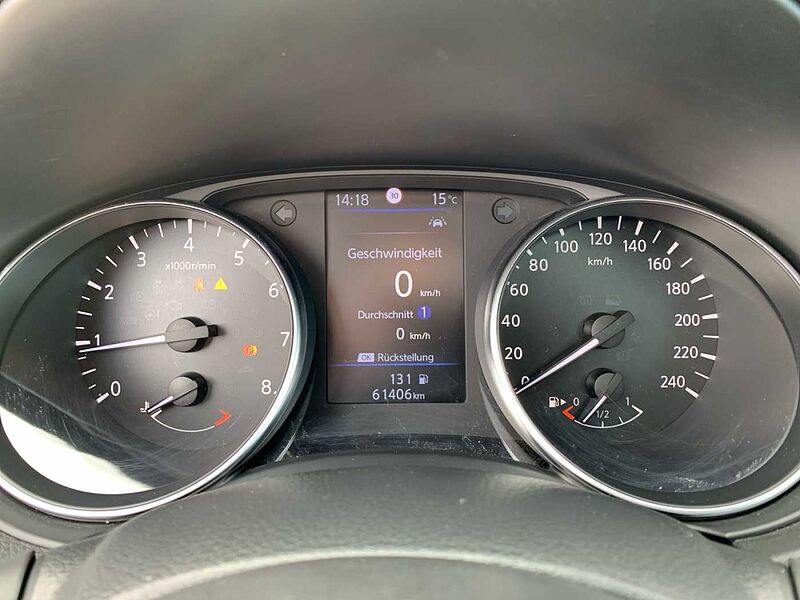 Nissan Qashqai 1.3 DIG-T Schaltgetriebe - N-CONNECTA