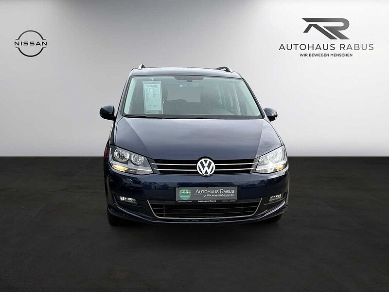 Volkswagen Sharan 2.0 TDI DSG Comfort SHZ 7-Sitze DYNAUDIO