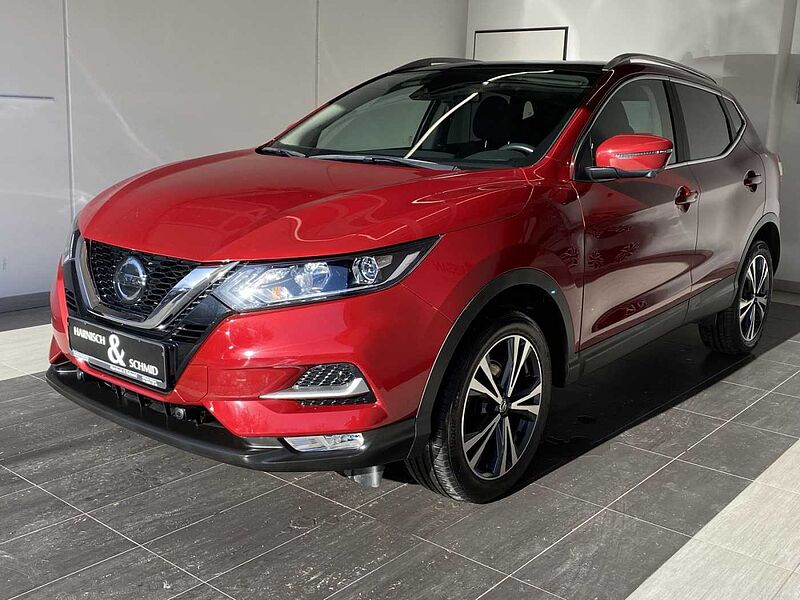 Nissan Qashqai 1.3 DIG-T 6MT - N-CONNECTA - NAVI, Pano