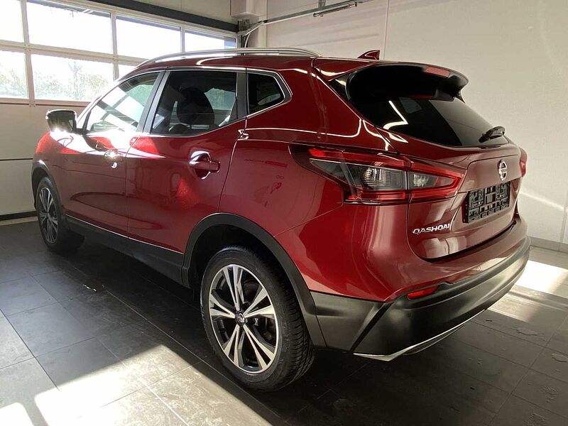 Nissan Qashqai 1.3 DIG-T 6MT - N-CONNECTA - NAVI, Pano