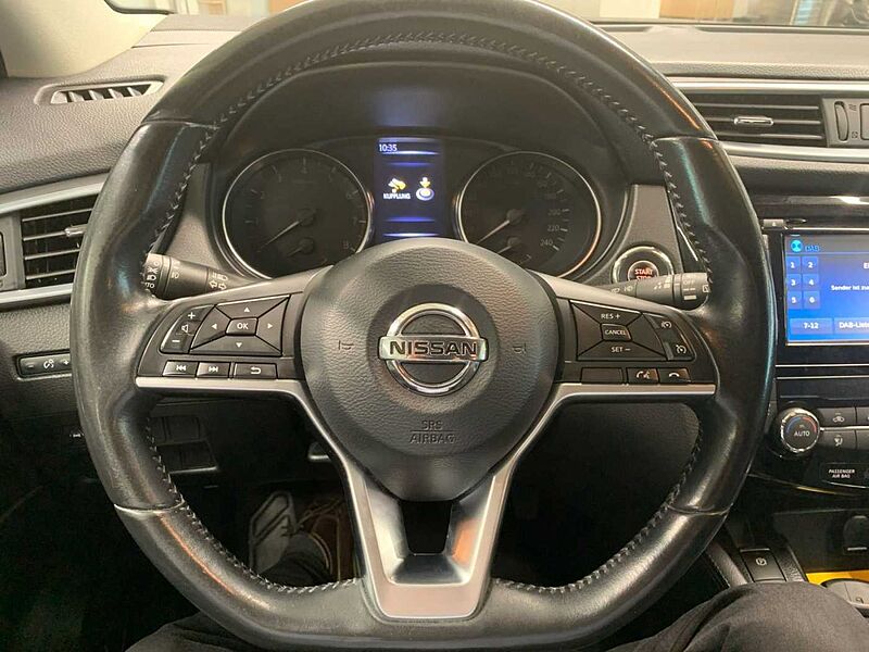 Nissan Qashqai 1.6 DIG-T TEKNA Pano Navi 360° PDC SHZ