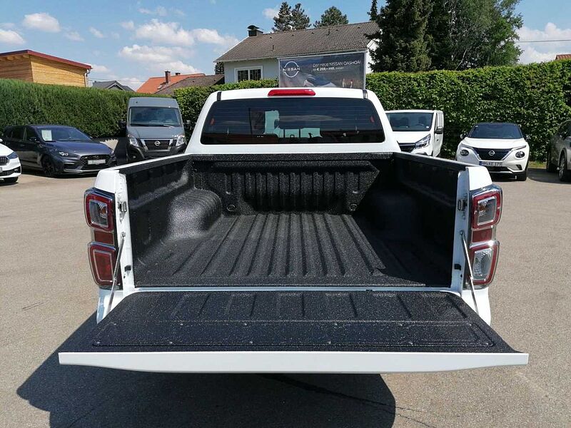 Isuzu D-Max Double Cab 4WD, AHK, Klima, LED, SH, - V-Cross