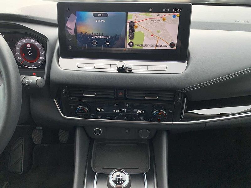 Nissan Qashqai N-Connecta 1.3 MHEV Navi LED PDC RFK SHZ