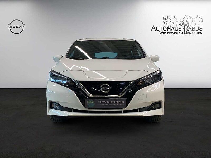 Nissan Leaf 40 kWh ACENTA Navi DAB R-Kam SHZ PDC