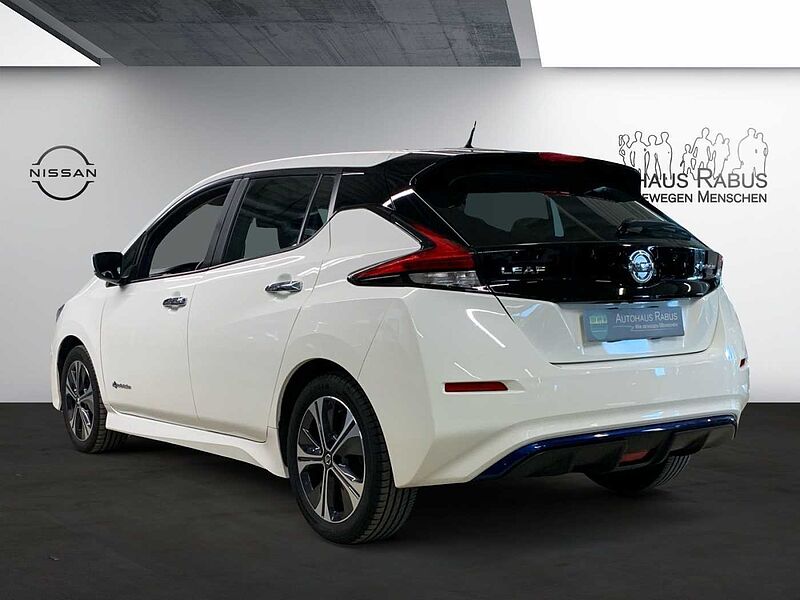 Nissan Leaf 40 kWh ACENTA Navi DAB R-Kam SHZ PDC